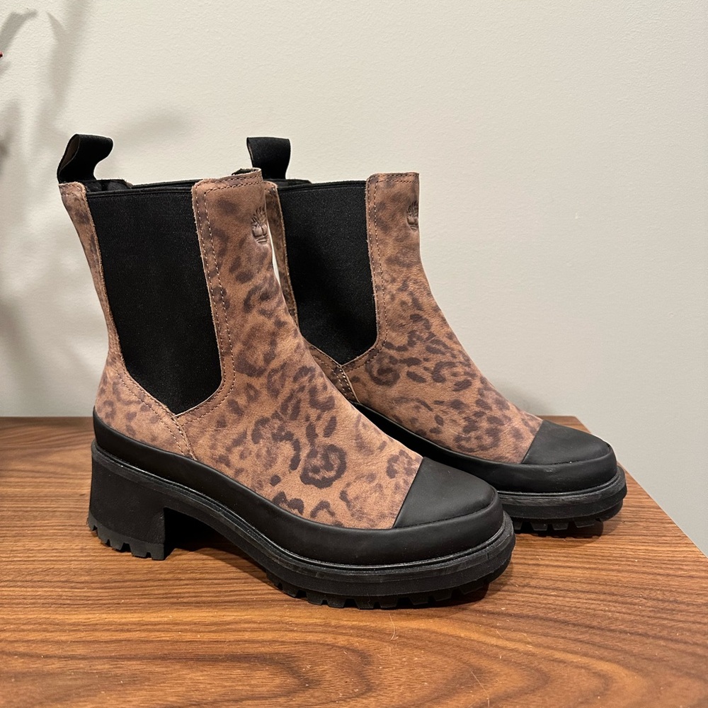 Timberland Kori Park Leopard Print Chelsea Ankle Boots 6.5